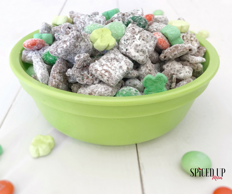 puppy chow, st patricks day, st. patty's day recipes, st. patricks day dessert, leprechaun bait recipe